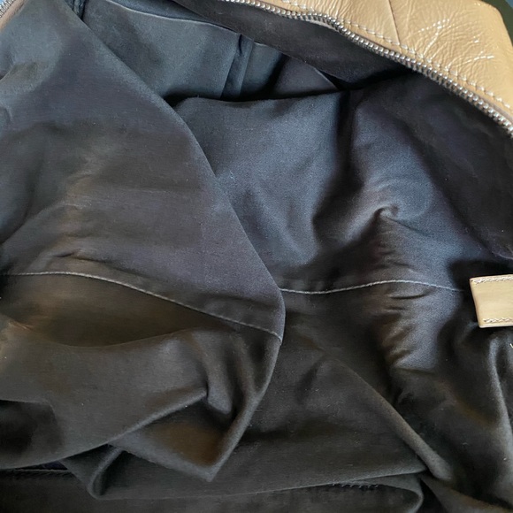 Authentic YSL Easy Bag Patent Leather - Picture 15 of 16